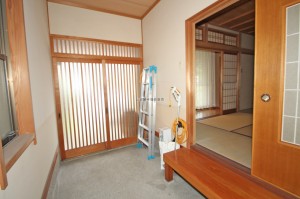 南側　玄関