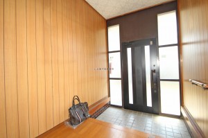 (玄関)