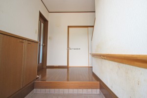 (玄関)