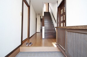 (玄関)