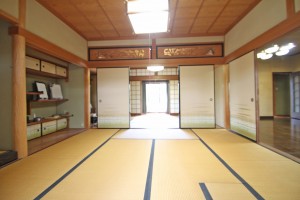 西側和室二間続き